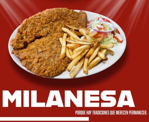 Milanesa empanizada con papas a la francesa y ensalada en Kena, Nogales